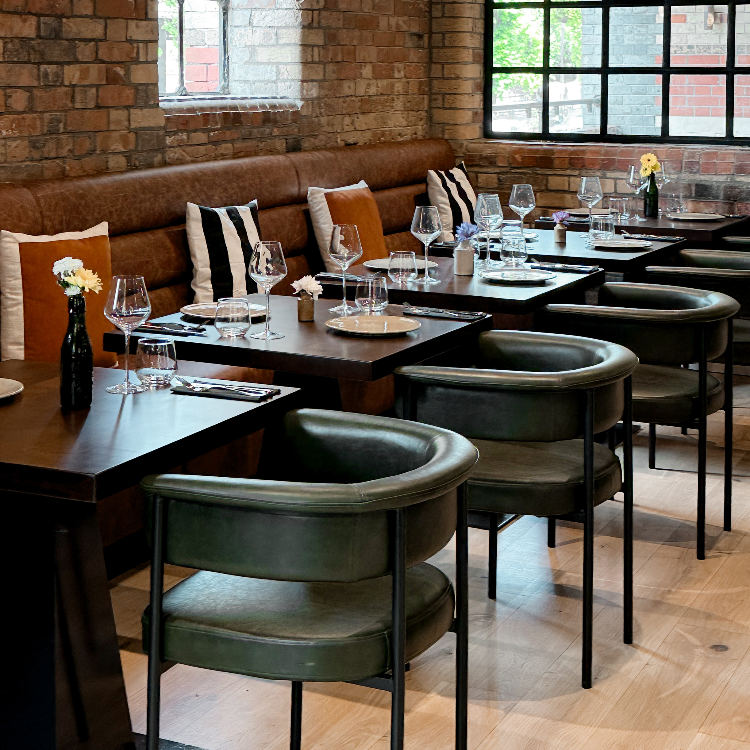 Santos+Co-tables-2